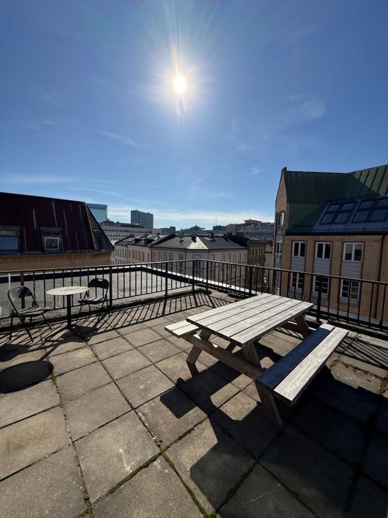 3br Penthouse In Center With Free Parking