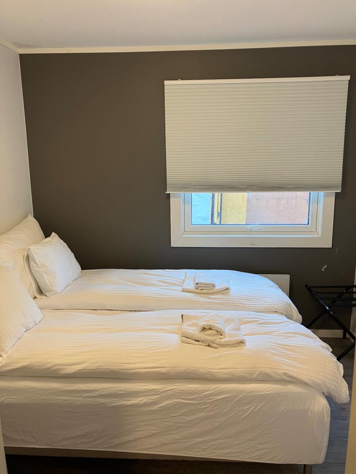 3br Penthouse In Center With Free Parking *